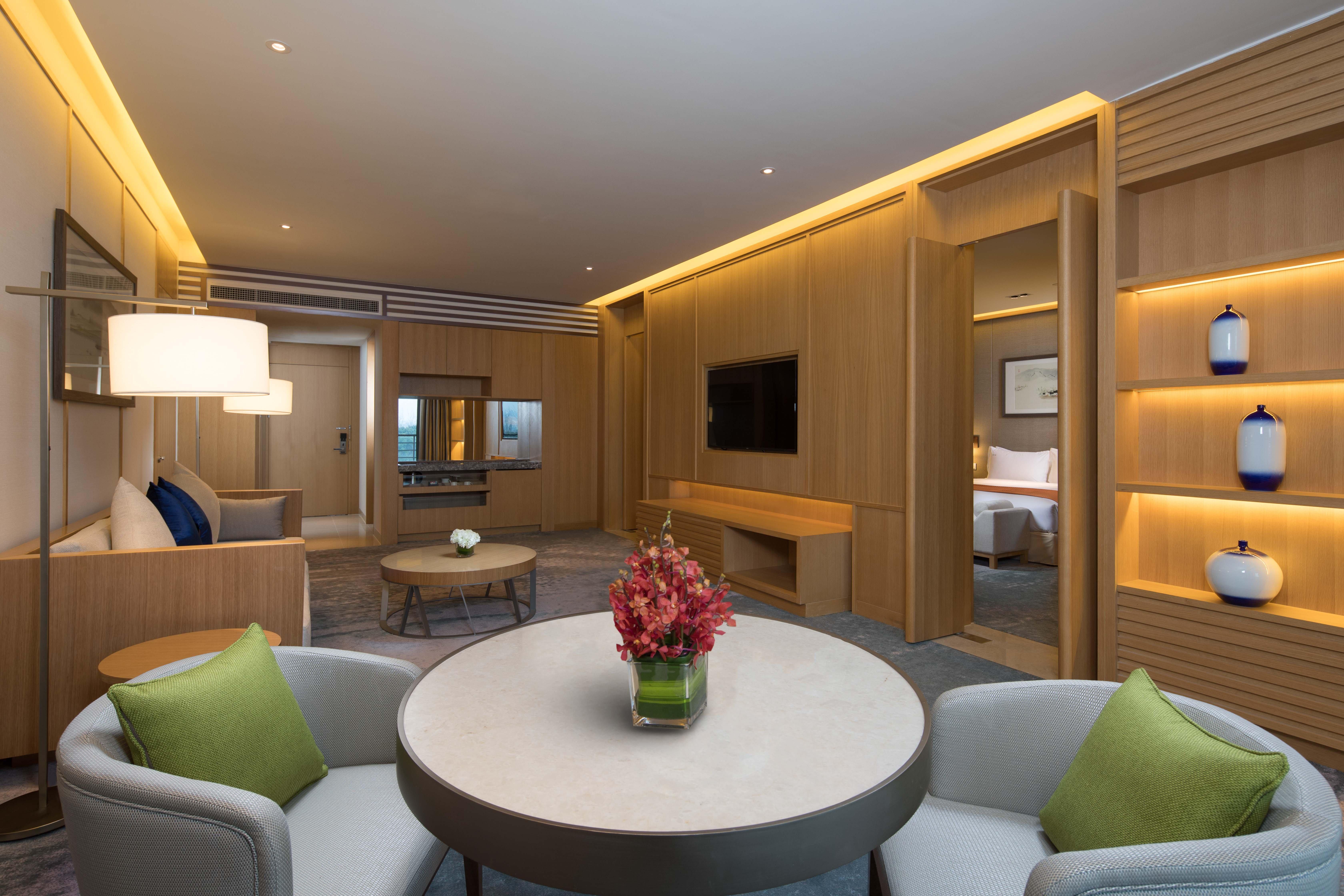 Holiday Inn Kunshan Huaqiao By Ihg Exteriör bild