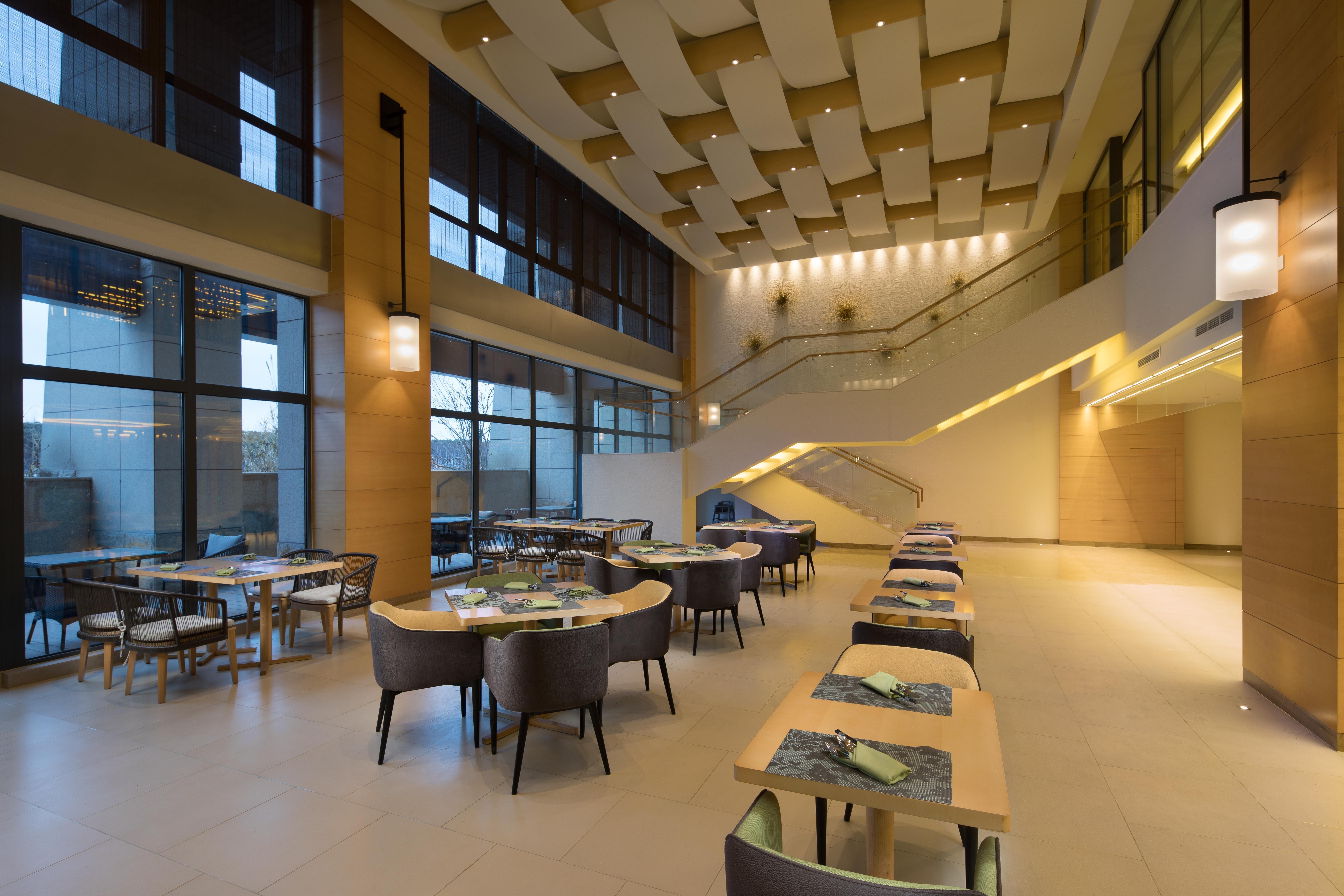 Holiday Inn Kunshan Huaqiao By Ihg Exteriör bild